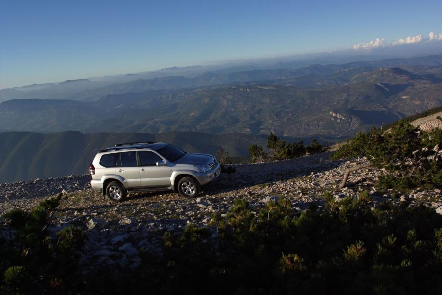  Toyota Land Cruiser 2003 года  (фото 43 из 192)